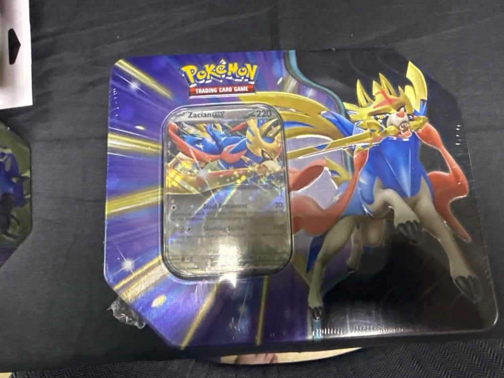Pokémon Zacian V Tin Box photo 1